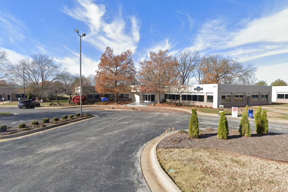 Investor Group Acquires Beau Terre Office Park